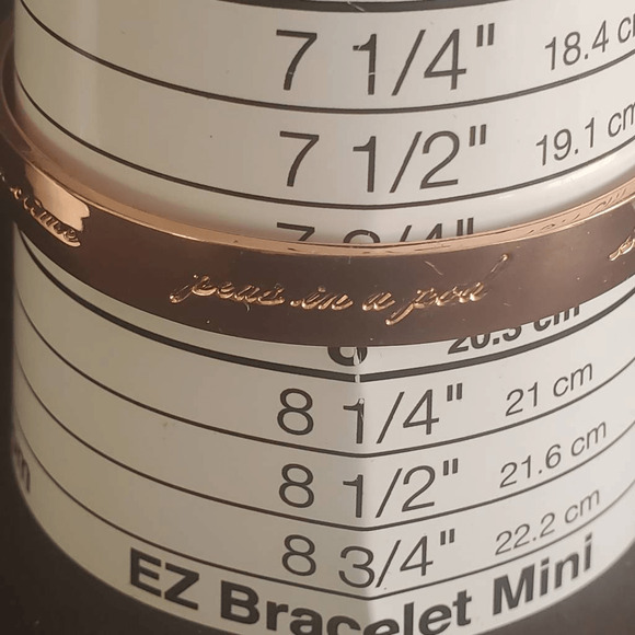 Kate Spade Best Friend Ever Rose Gold Bracelet Bangle - Picture 6 of 8